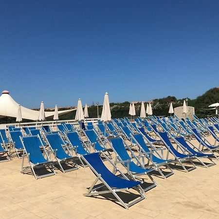 Maison de vacances dans un village de vacances à100 m. de la plage Badesi Exterior foto