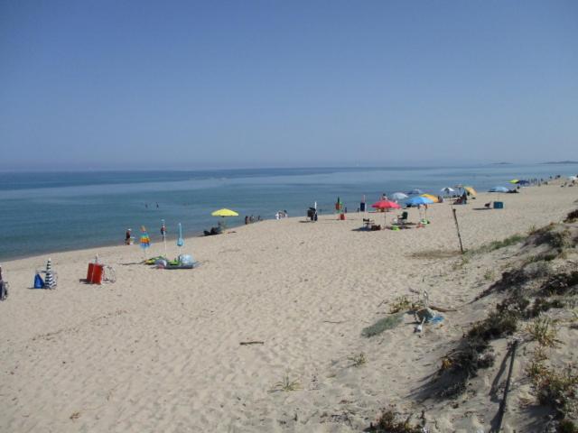 Maison de vacances dans un village de vacances à100 m. de la plage Badesi Exterior foto