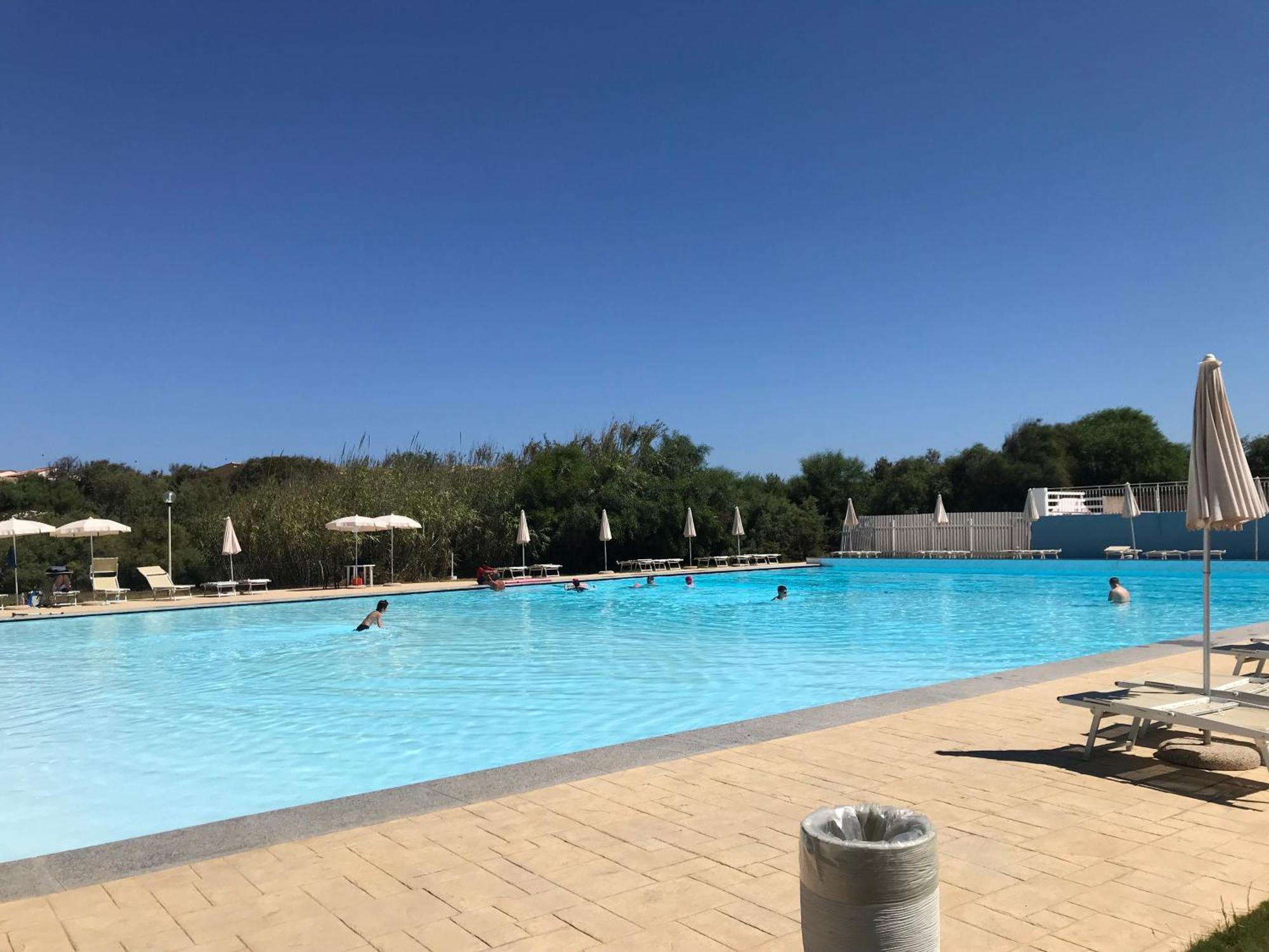Maison de vacances dans un village de vacances à100 m. de la plage Badesi Exterior foto
